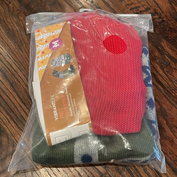 Set of Two Cute Knit Dog Sweaters. Size M. Never worn. Combined in one bag. - Picture 15 of 15